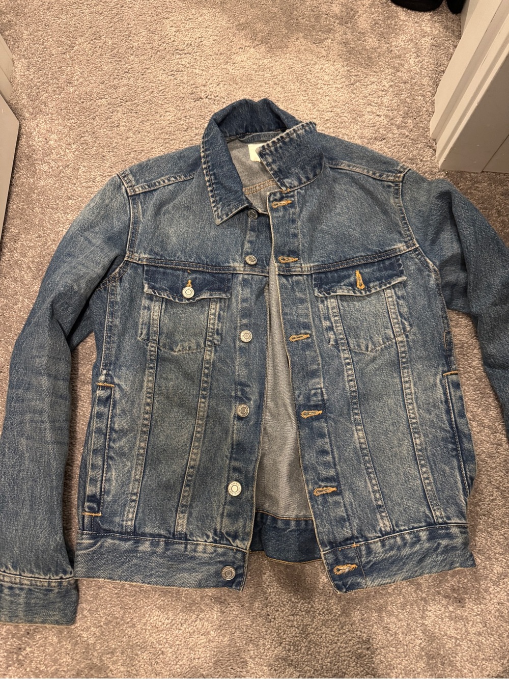 Men's Blue Denim Jacket - Classic Trucker Style